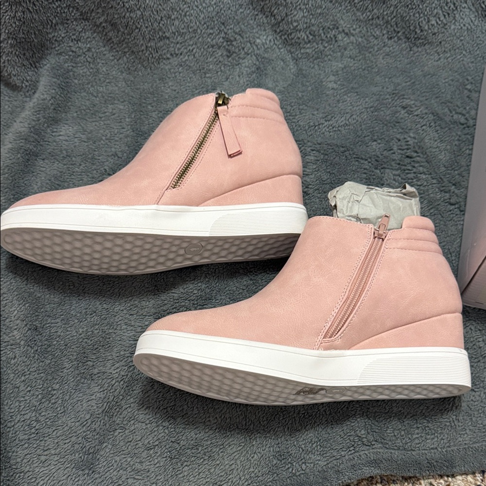 Dream Pairs Women's Blush Sneakers